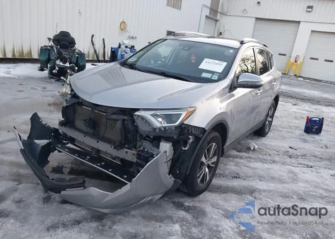 2018 Toyota Rav4 Xle из США, поврежденный, VIN JTMRFREV0JJ256343